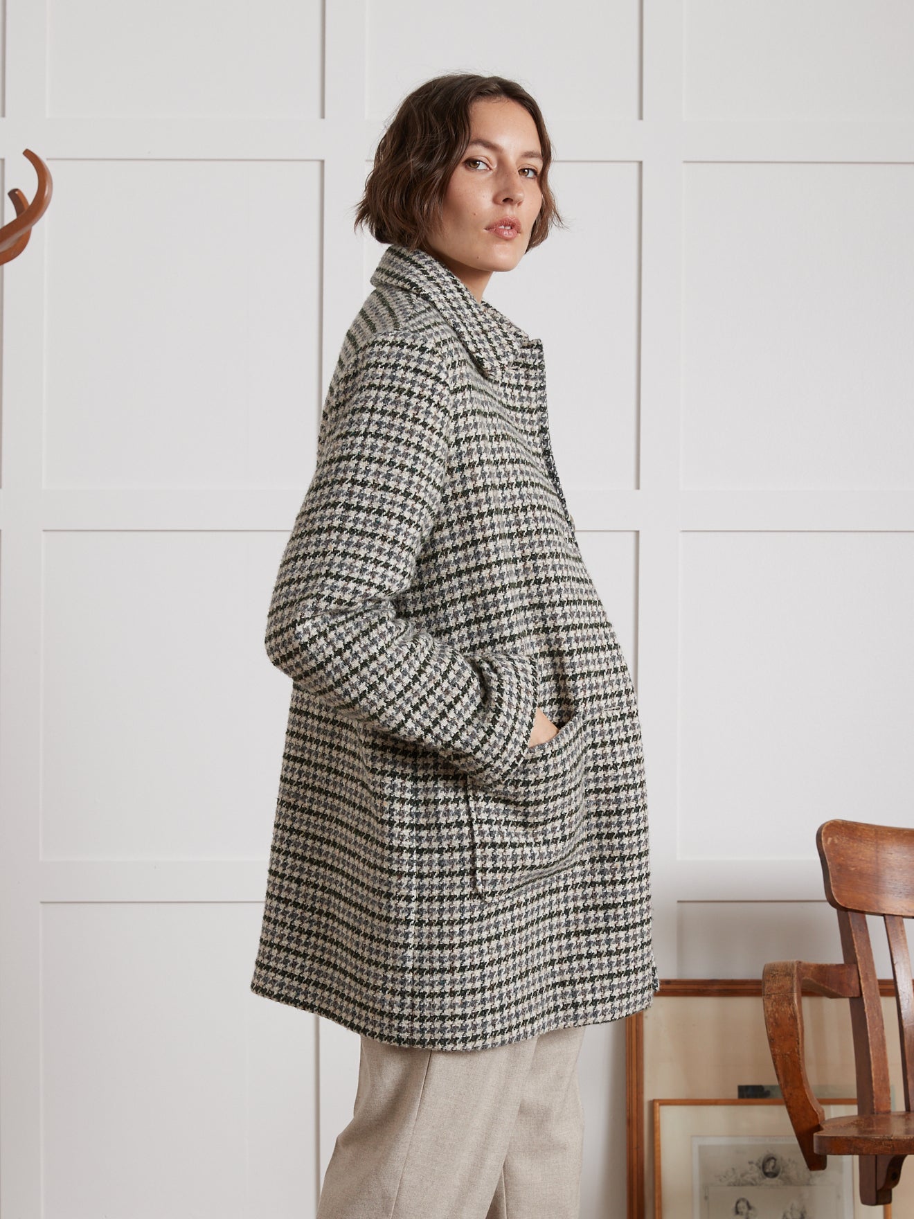 Women's short large houndstooth woolen coat - Image 2