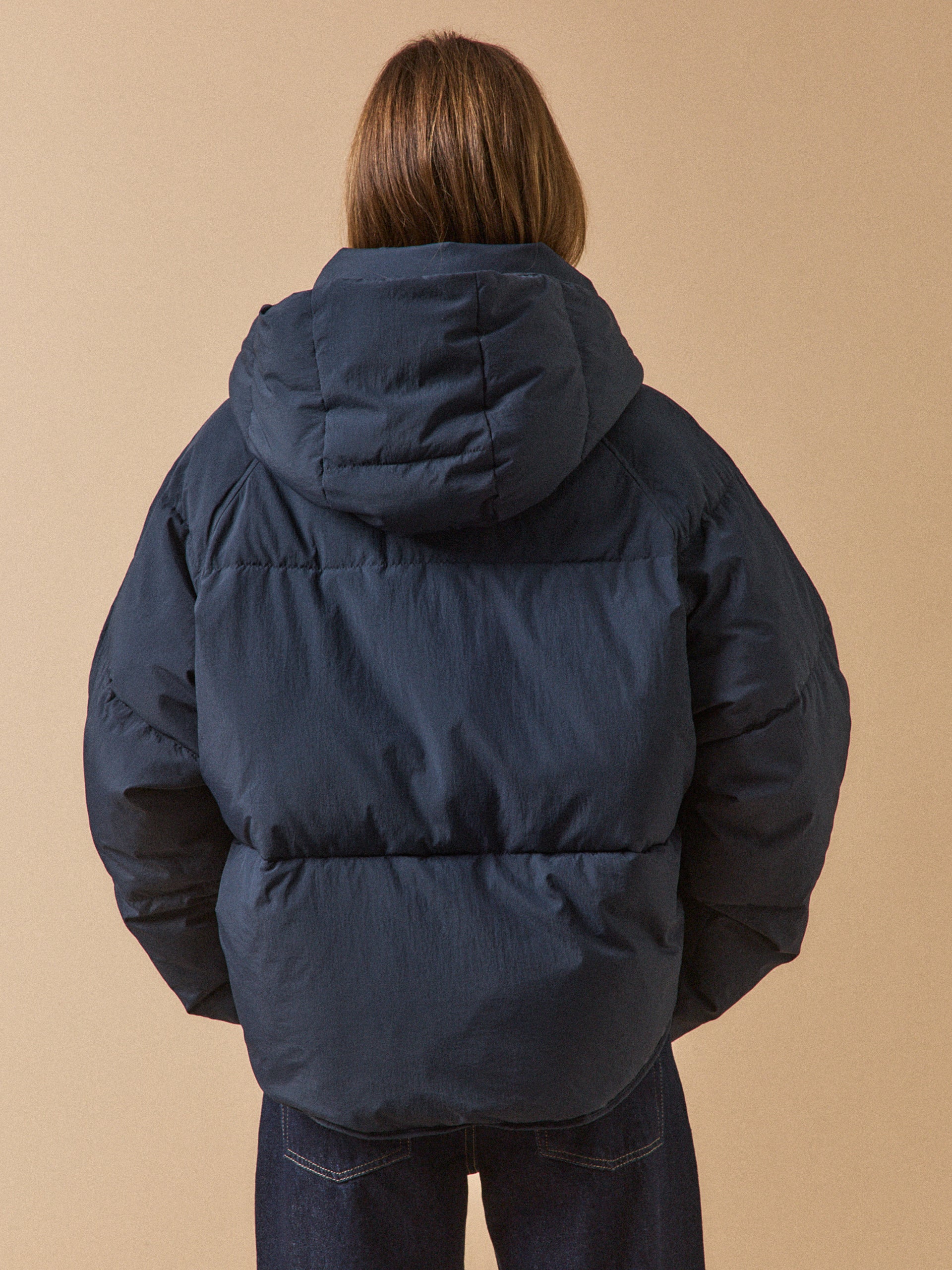 Women's short quilted puffer jacket - Image 3
