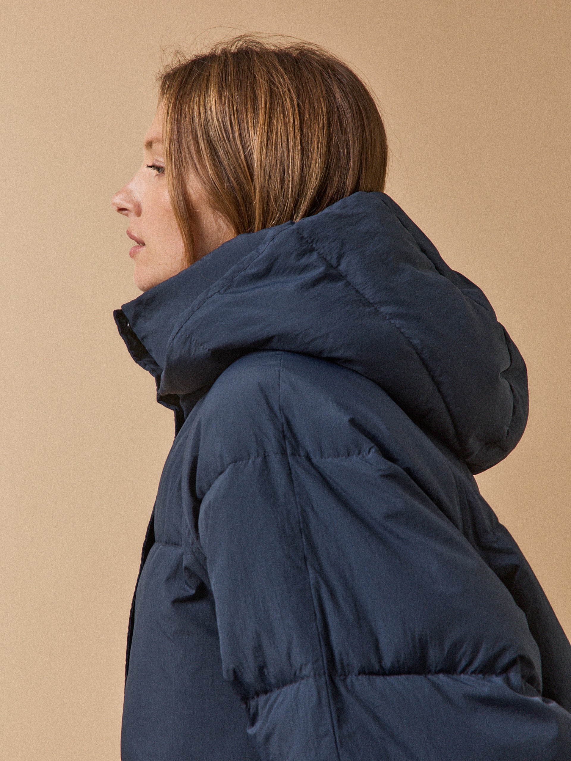 Women's short quilted puffer jacket - Image 8