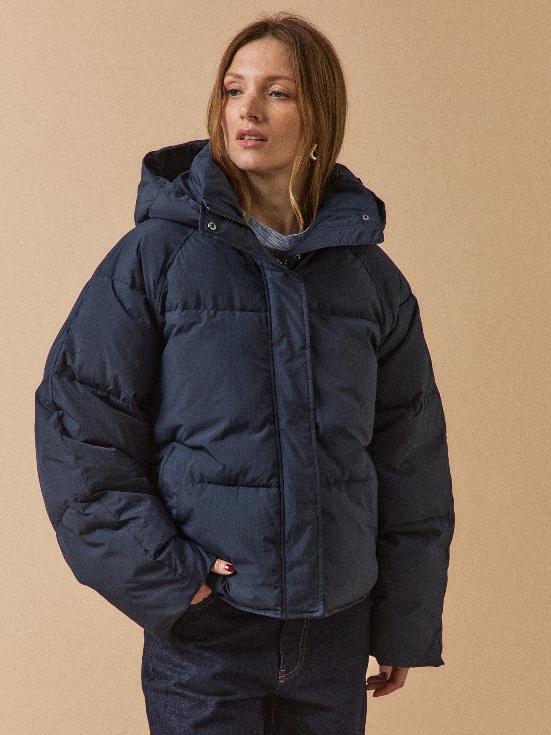 Women's short quilted puffer jacket - Image 6