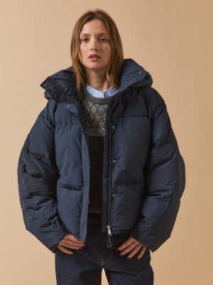 Women's short quilted puffer jacket