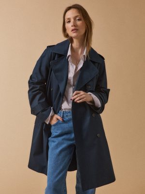 Women's long organic cotton trench coat with notched lapels