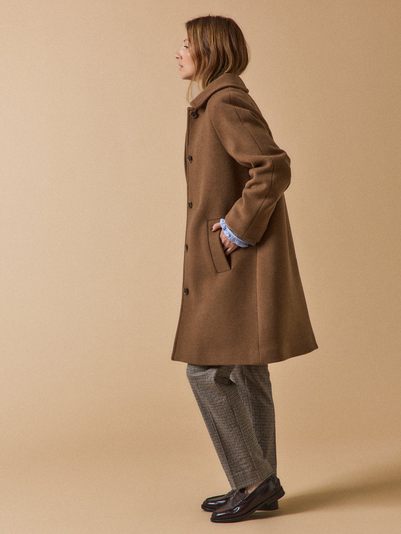 Women's mid-length woolen coat with raglan sleeves - Image 2