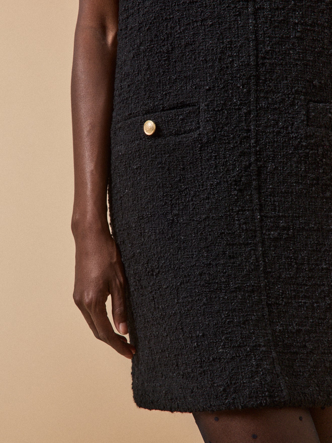 Women's short sleeveless tweed dress - Image 4