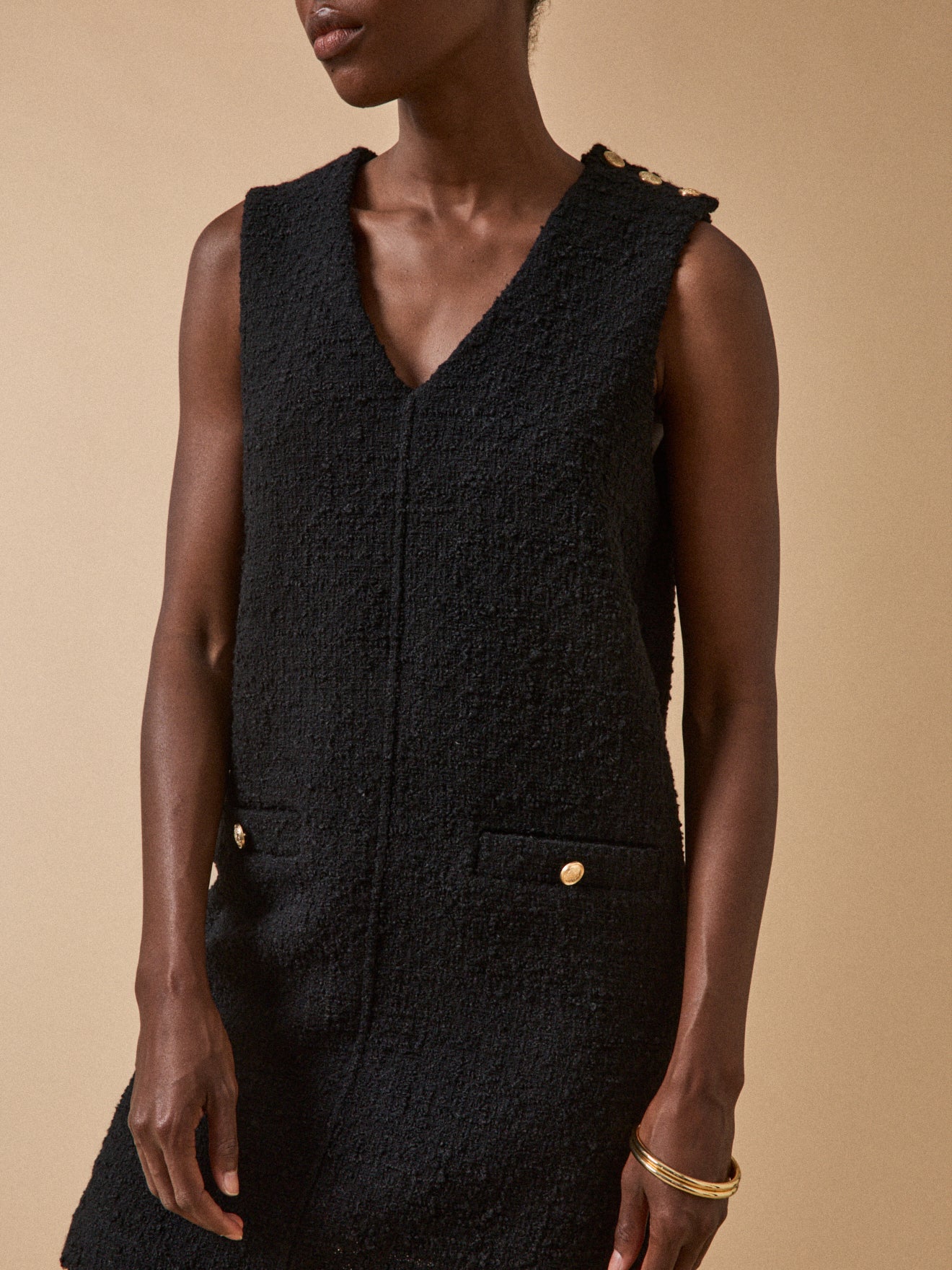 Women's short sleeveless tweed dress - Image 3