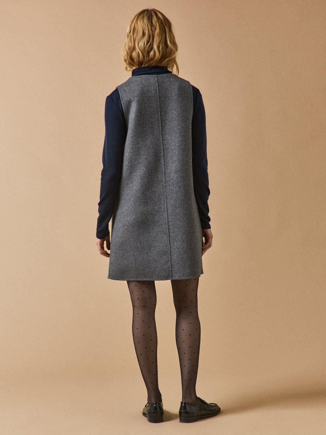 Women's short sleeveless dress in a double-sided woolen fabric - Image 3