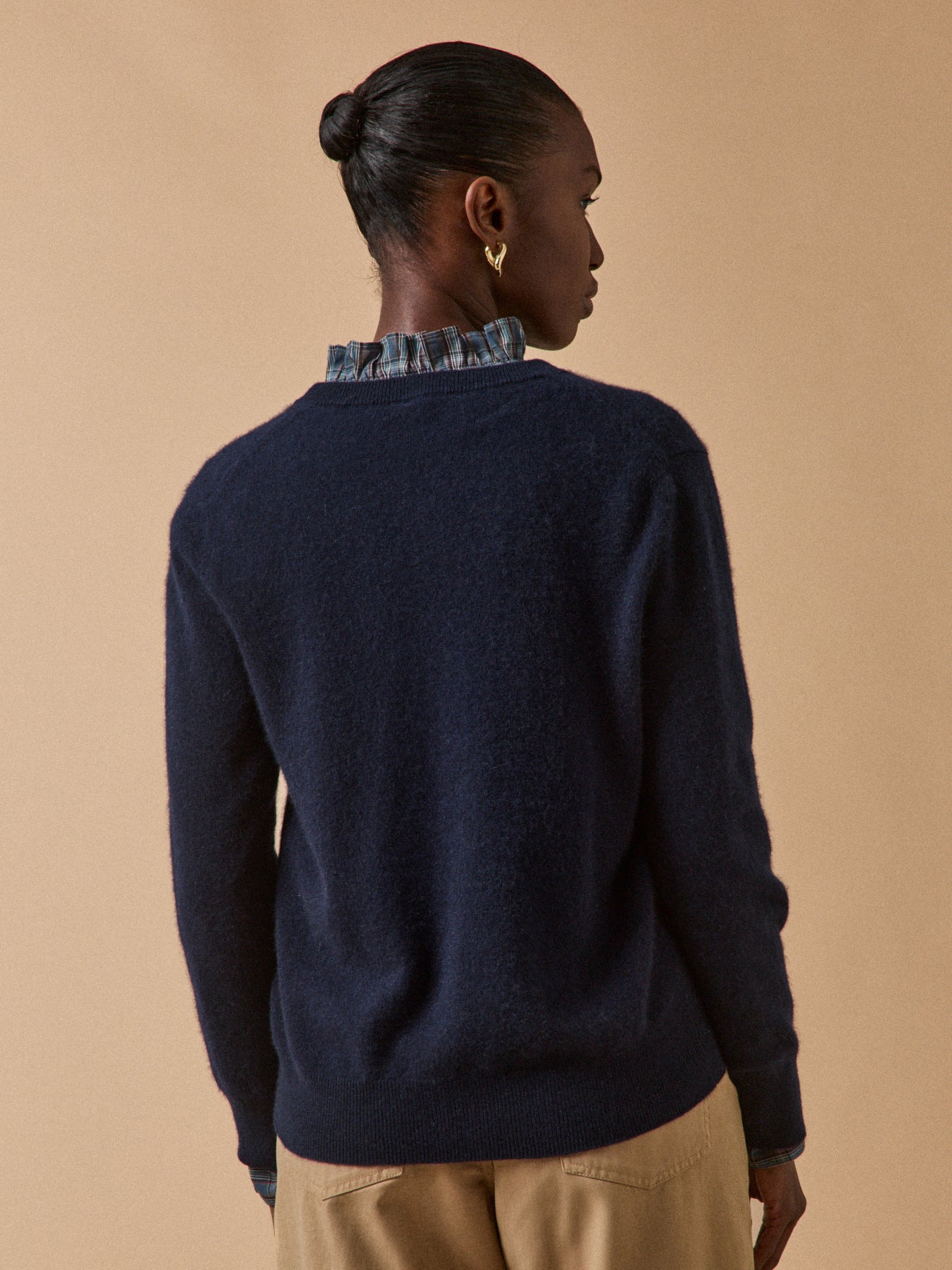 Women's button cardigan - The Cashmere Collection - Image 2