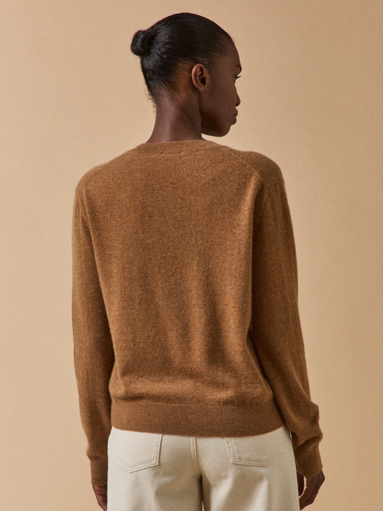 Women's V-neck sweater - The Cashmere Collection - Image 2