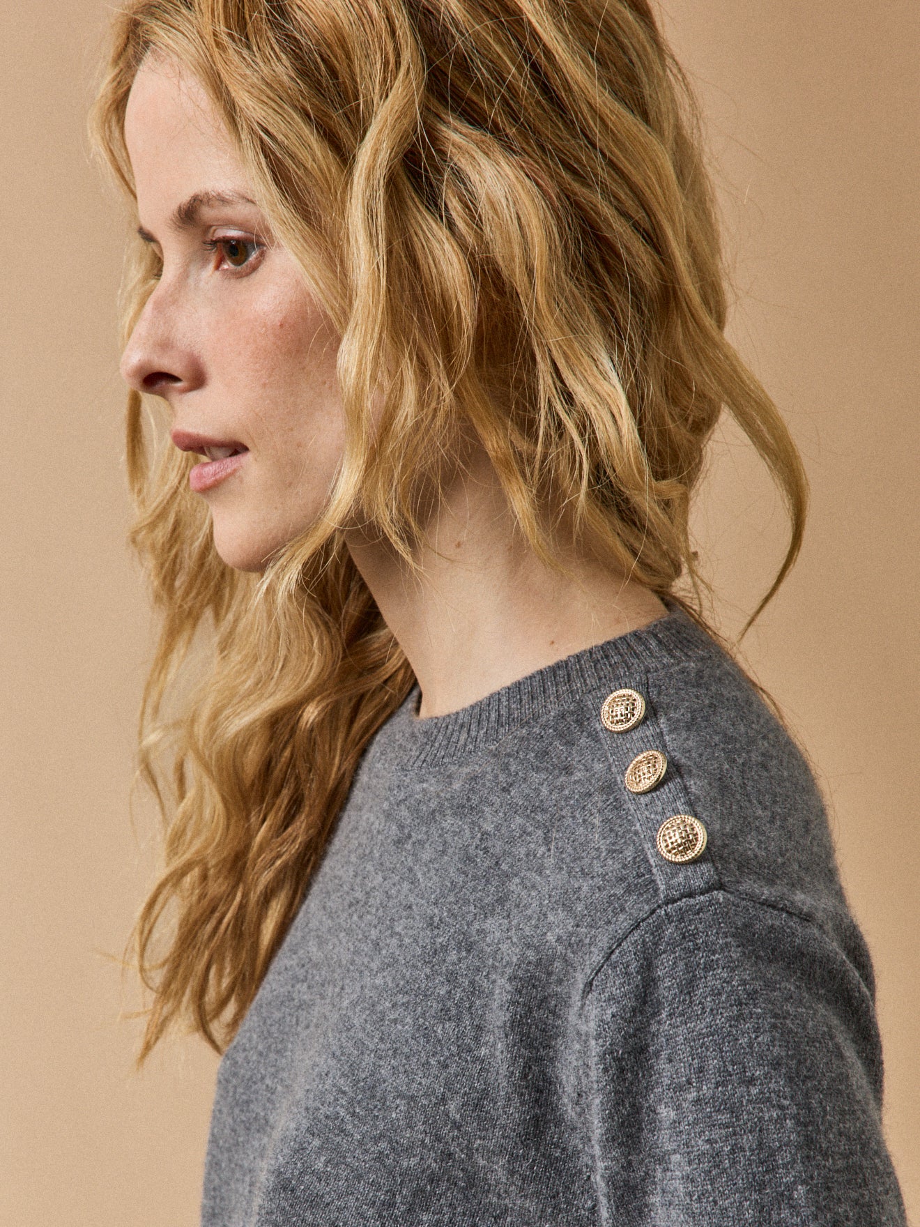 Women's sweater with button shoulders - The Cashmere Collection - Image 3