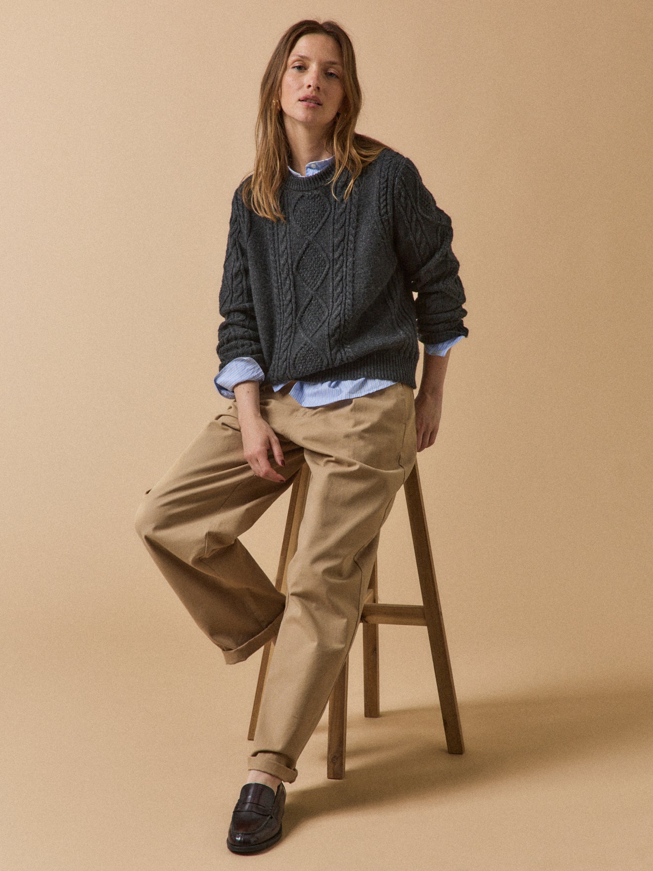 Women's cable-knit round-neck sweater - Image 6